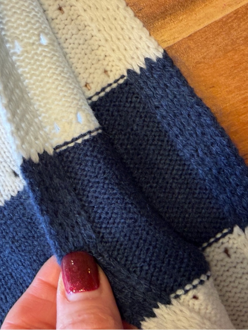 Coastal Preppy V-Neck Striped Sweater Blue/White Acrylic (VGUC) - Picture 11 of 12